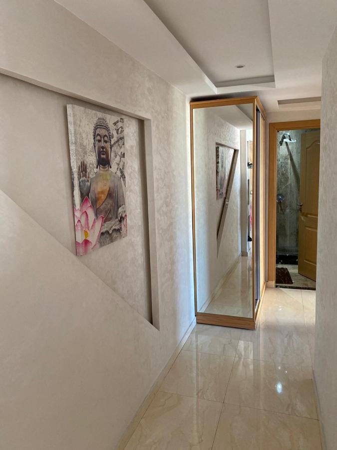 Magnifique Appart F3, Renove, Tres Bien Desservie Casablanca Luaran gambar