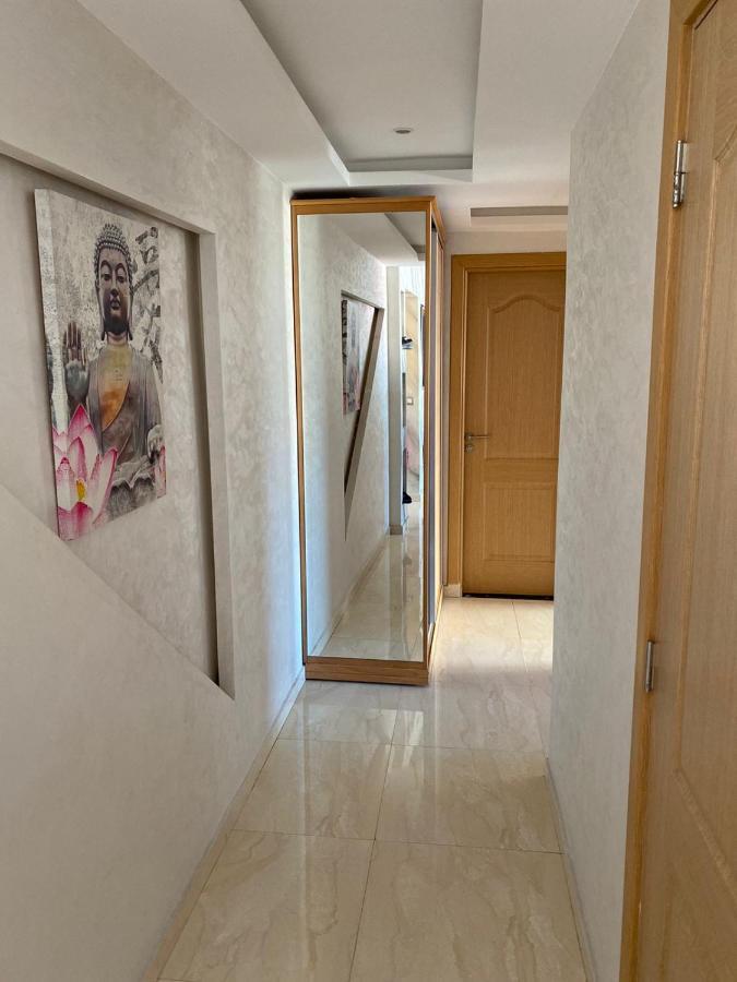 Magnifique Appart F3, Renove, Tres Bien Desservie Casablanca Luaran gambar