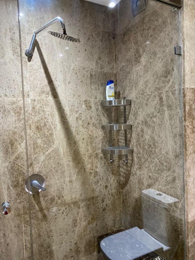 Magnifique Appart F3, Renove, Tres Bien Desservie Casablanca Luaran gambar